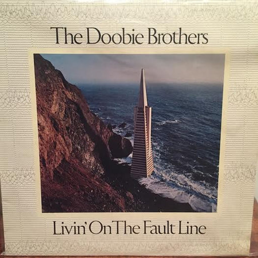 The Doobie Brothers – Livin' On The Fault Line (LP, Vinyl Record Album)